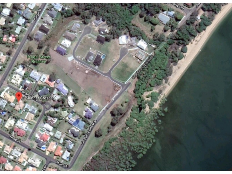 3 Skinner Crescent, Urangan QLD 4655