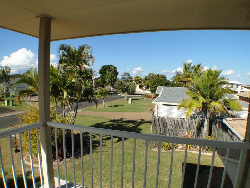 3 Skinner Crescent, Urangan QLD 4655