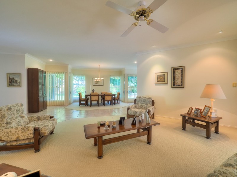 27 Palmwood Drive, Dundowran Beach QLD 4655