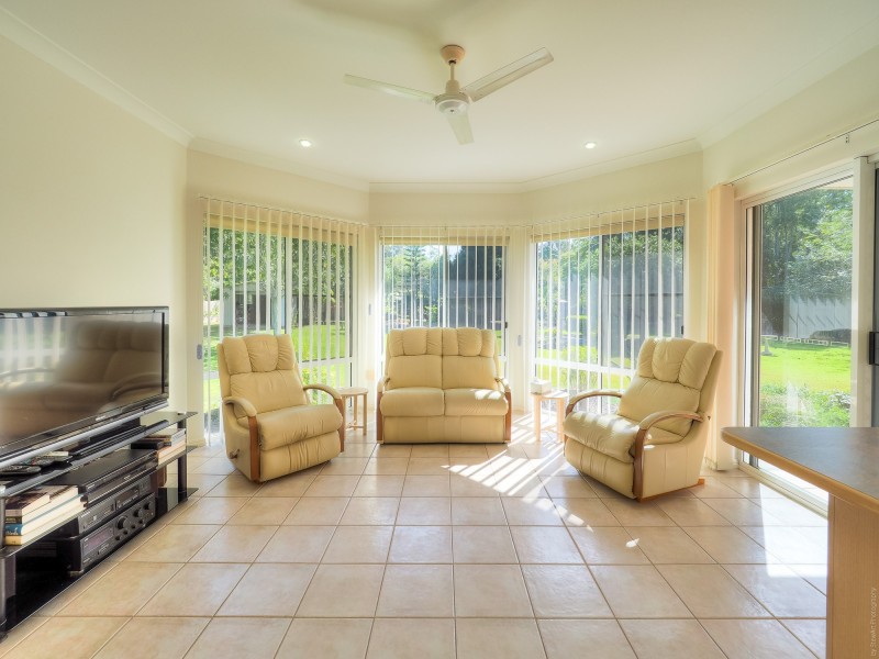 27 Palmwood Drive, Dundowran Beach QLD 4655
