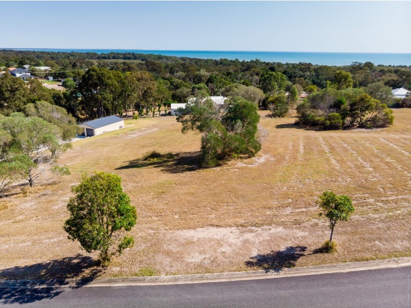 41 Hamilton Drive, Craignish QLD 4655