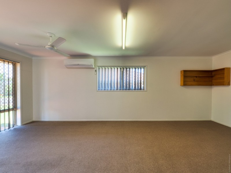 10 Vicki Parade, Torquay QLD 4655