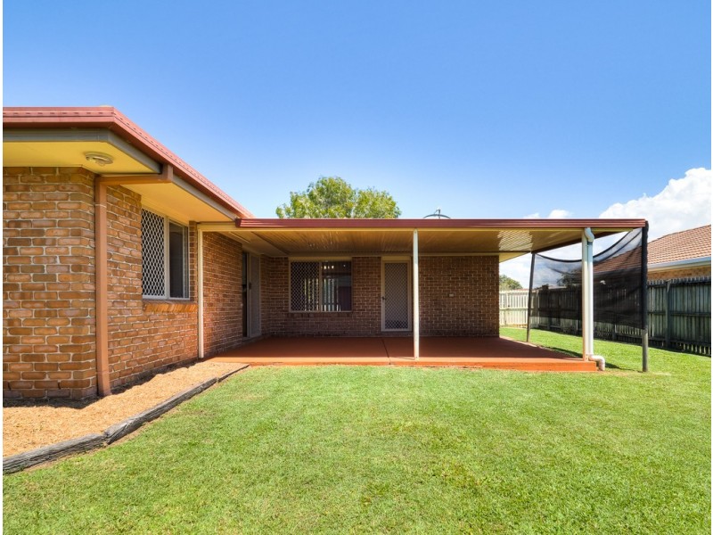 10 Vicki Parade, Torquay QLD 4655