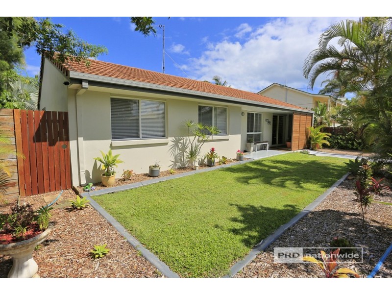 115 Pulgul Street, Urangan QLD 4655