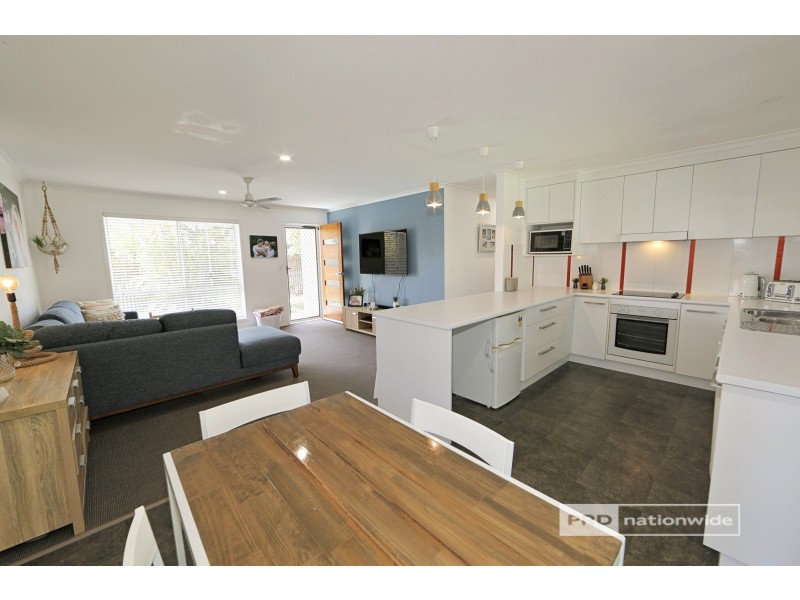 115 Pulgul Street, Urangan QLD 4655