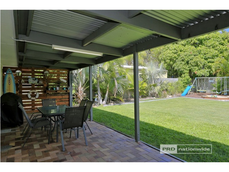 115 Pulgul Street, Urangan QLD 4655