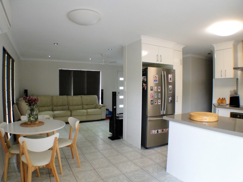 52 Samarai Drive, Kawungan QLD 4655