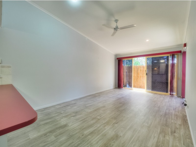 4/72 Miller Street, Urangan QLD 4655