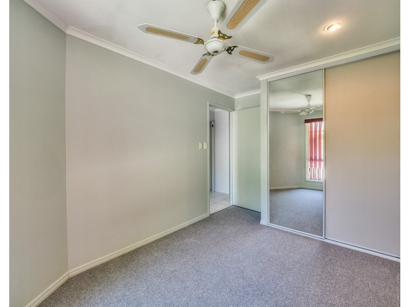 4/72 Miller Street, Urangan QLD 4655