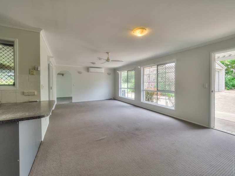 30 Victor Drive, Kawungan QLD 4655