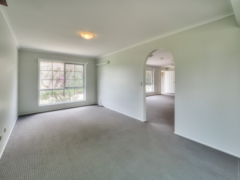 30 Victor Drive, Kawungan QLD 4655