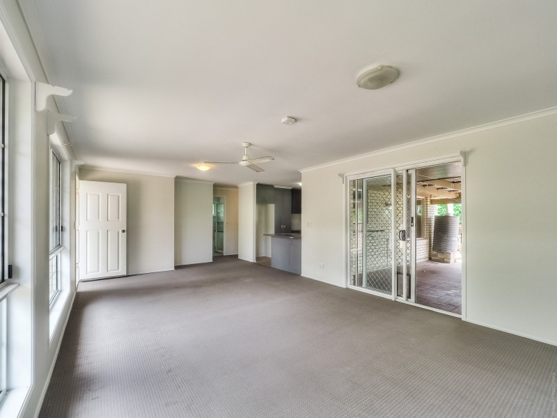 30 Victor Drive, Kawungan QLD 4655