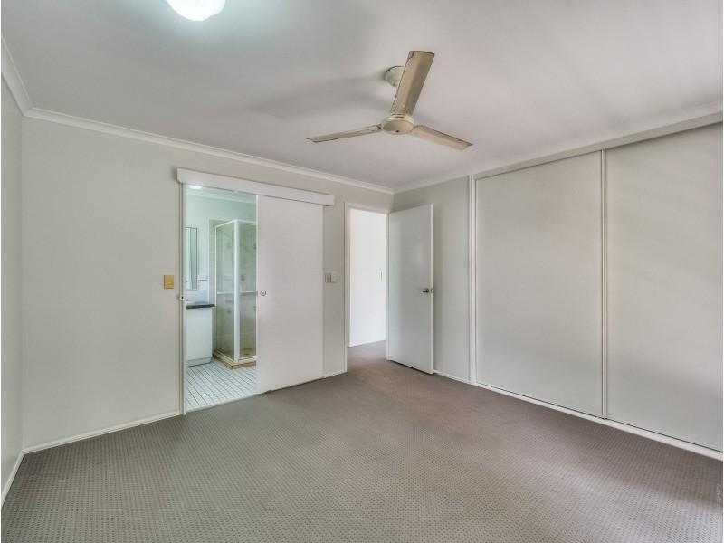 30 Victor Drive, Kawungan QLD 4655