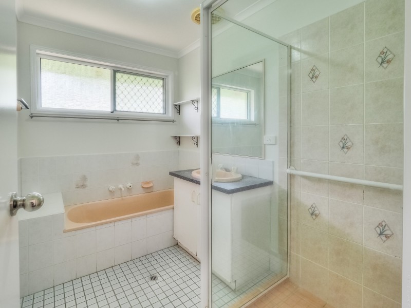 30 Victor Drive, Kawungan QLD 4655