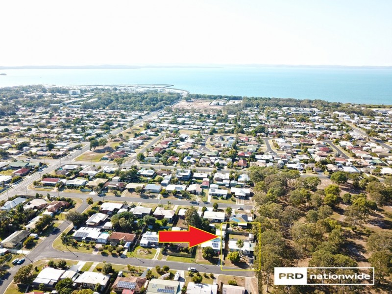 12 Howlett Street, Urangan QLD 4655