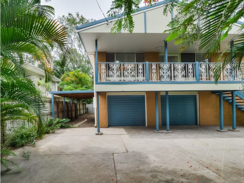 28 Kingfisher Parade, Toogoom QLD 4655