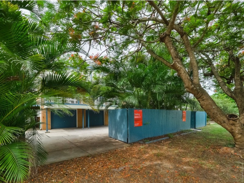 28 Kingfisher Parade, Toogoom QLD 4655
