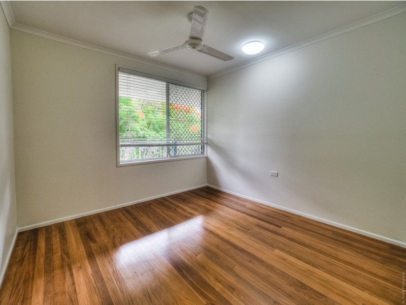 28 Kingfisher Parade, Toogoom QLD 4655