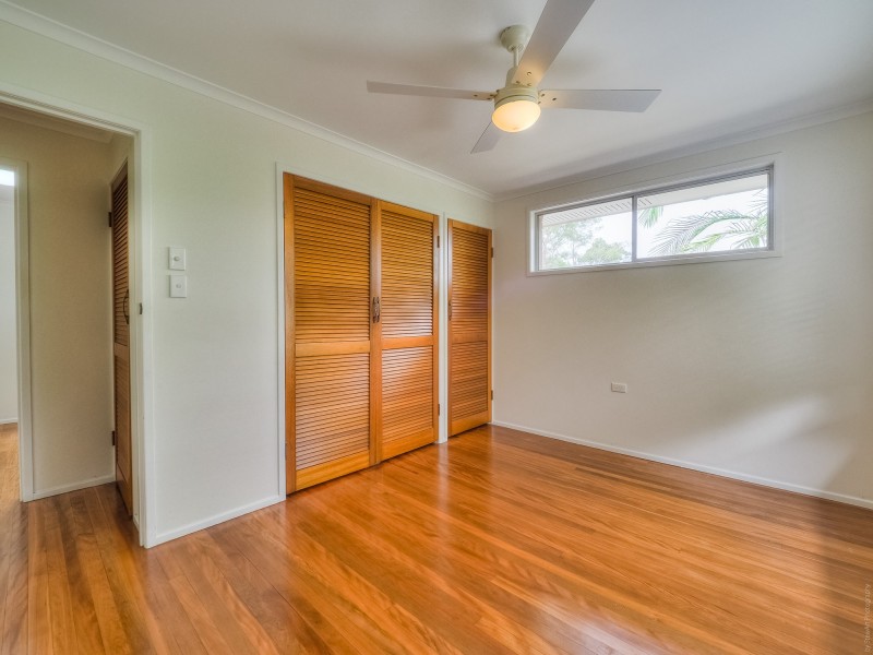 28 Kingfisher Parade, Toogoom QLD 4655