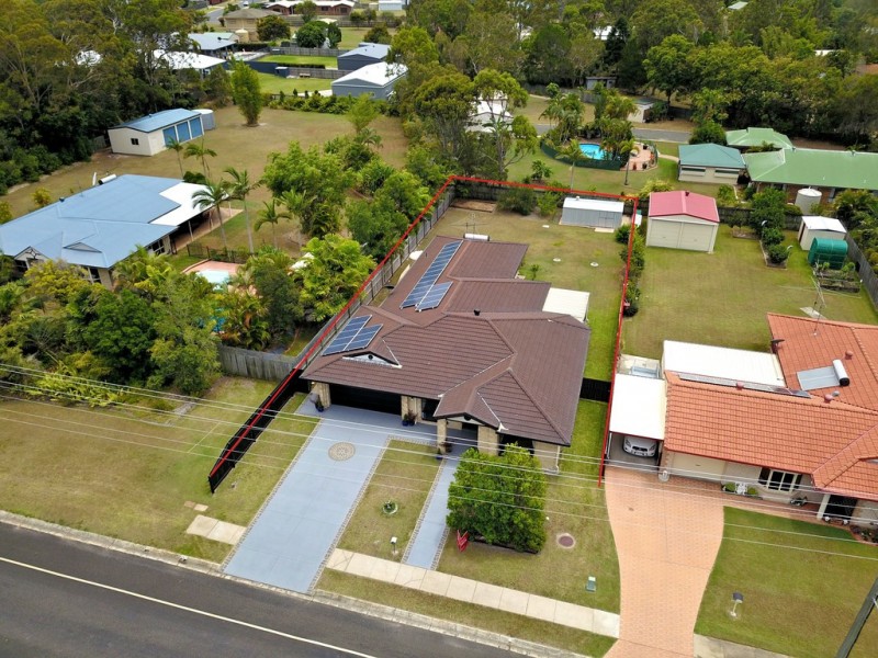 128 Garden Drive, Urangan QLD 4655