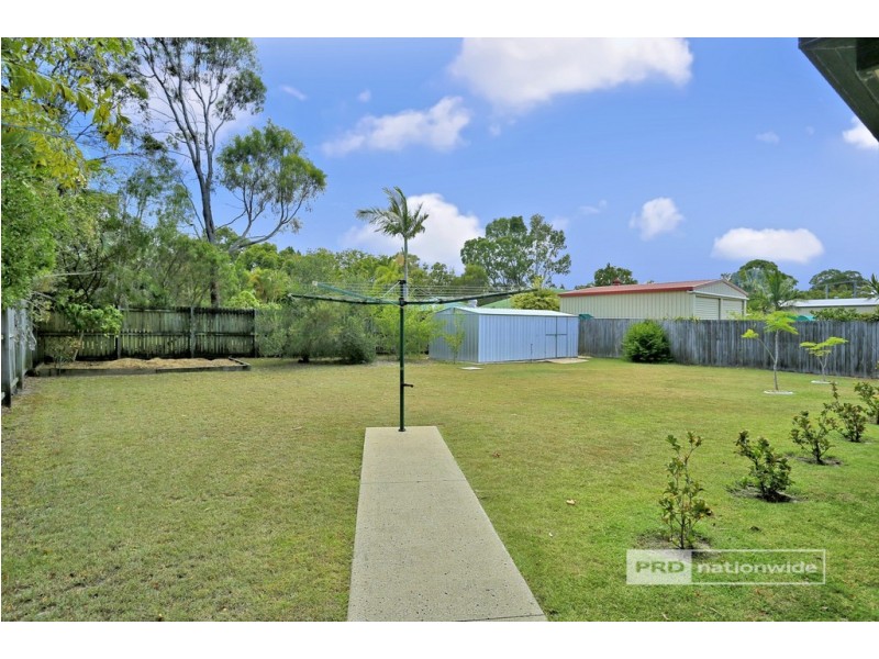 128 Garden Drive, Urangan QLD 4655