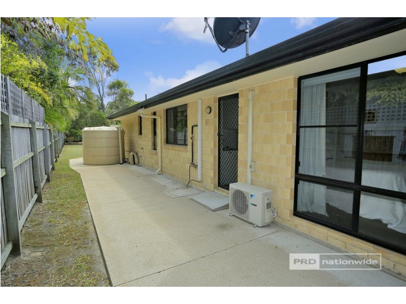 128 Garden Drive, Urangan QLD 4655