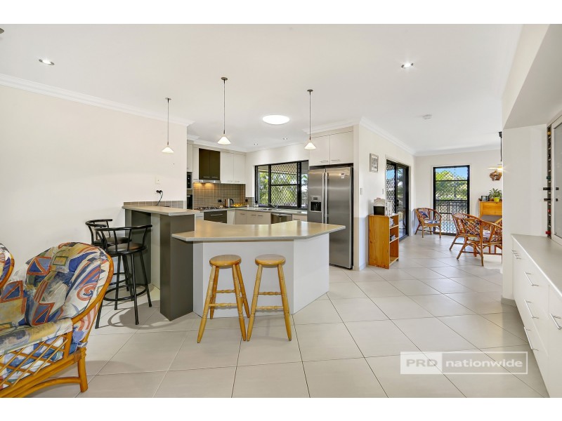 1 Bayley Court, Urraween QLD 4655