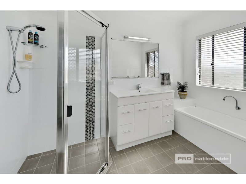 1 Bayley Court, Urraween QLD 4655