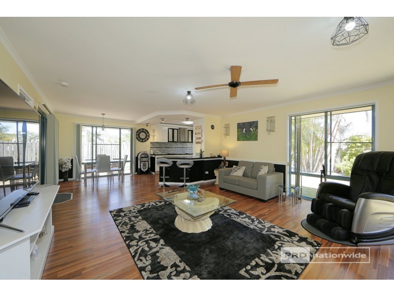 1 Aimee Drive, Urangan QLD 4655