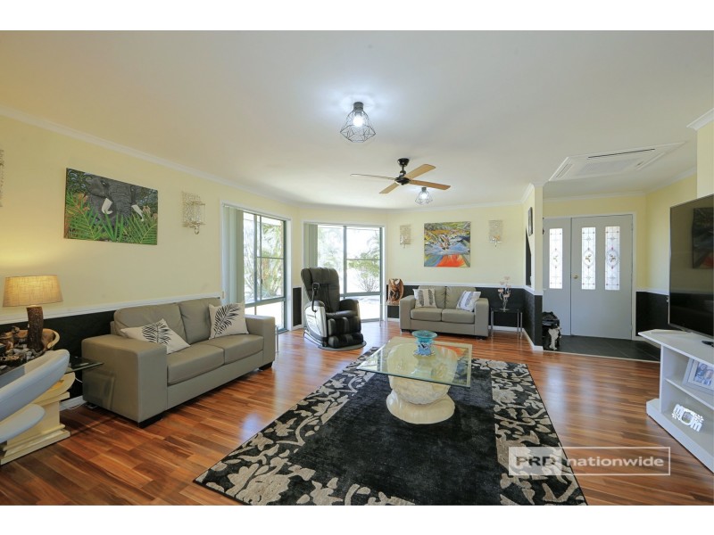 1 Aimee Drive, Urangan QLD 4655