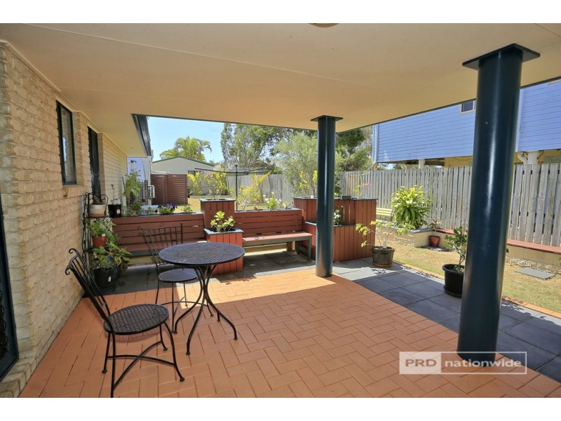 1 Aimee Drive, Urangan QLD 4655