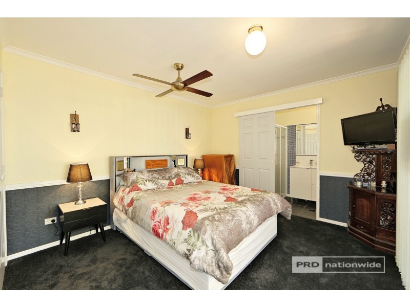 1 Aimee Drive, Urangan QLD 4655