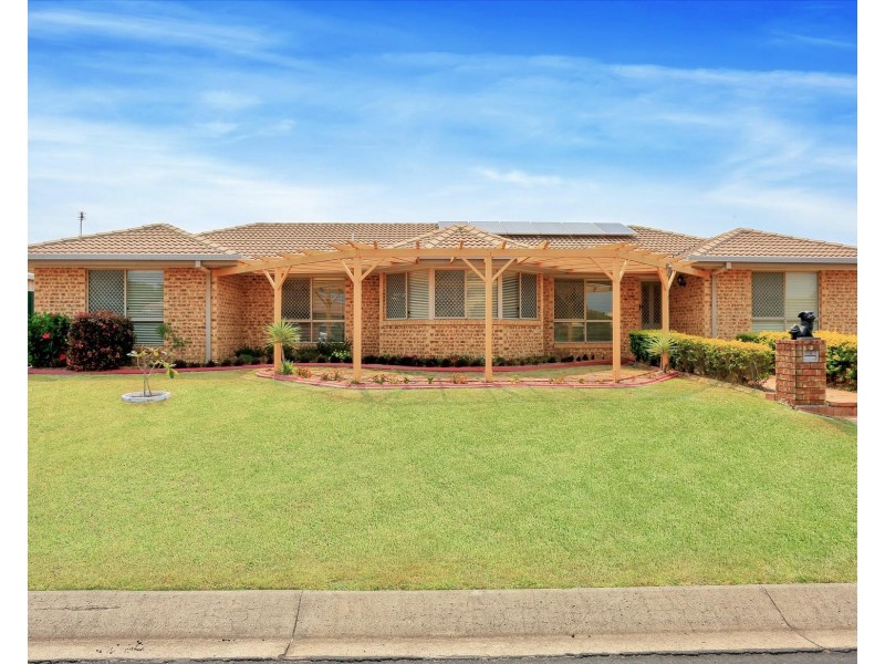 9-11 Caswell Court, Torquay QLD 4655