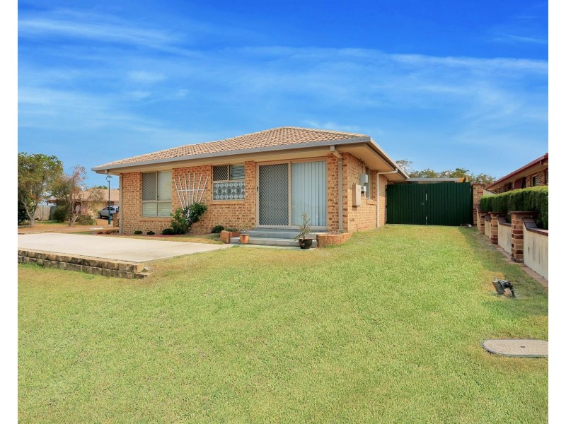 9-11 Caswell Court, Torquay QLD 4655