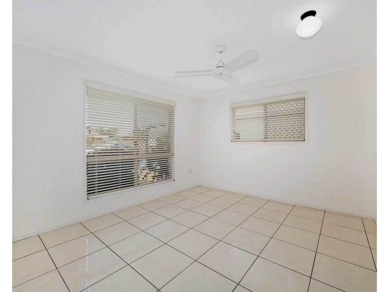 9-11 Caswell Court, Torquay QLD 4655