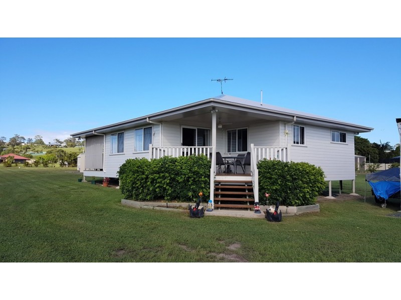 1 Tranquillity Court, River Heads QLD 4655