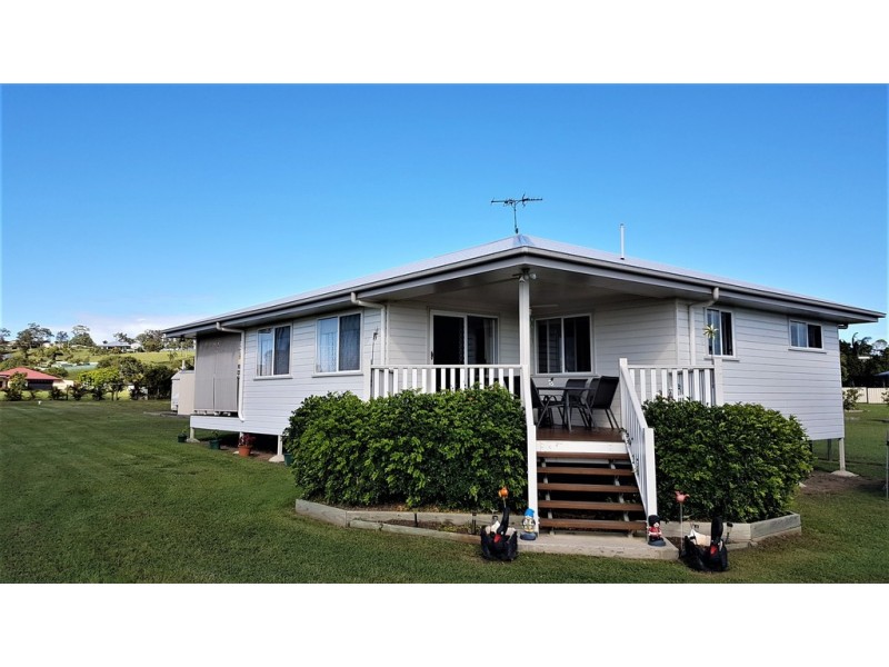 1 Tranquillity Court, River Heads QLD 4655