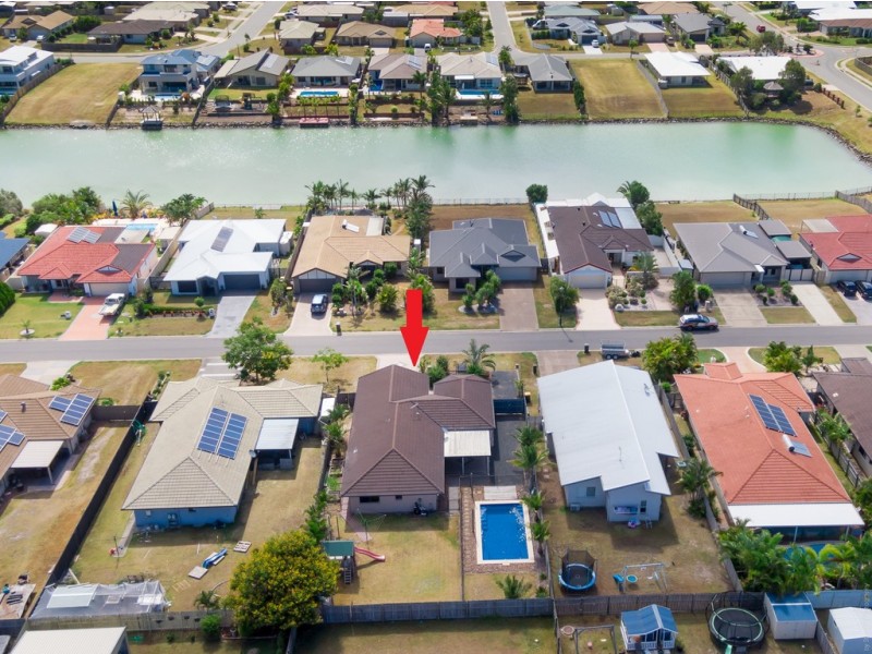 33 Earl St Vincent Circuit, Eli Waters QLD 4655
