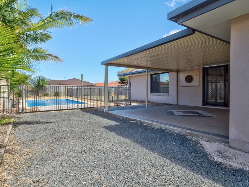 33 Earl St Vincent Circuit, Eli Waters QLD 4655