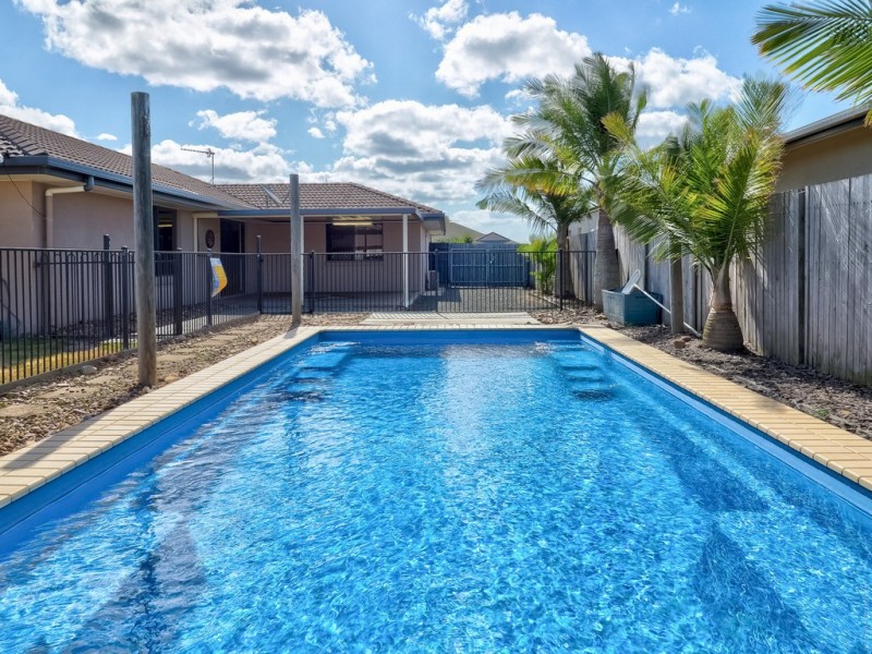 33 Earl St Vincent Circuit, Eli Waters QLD 4655
