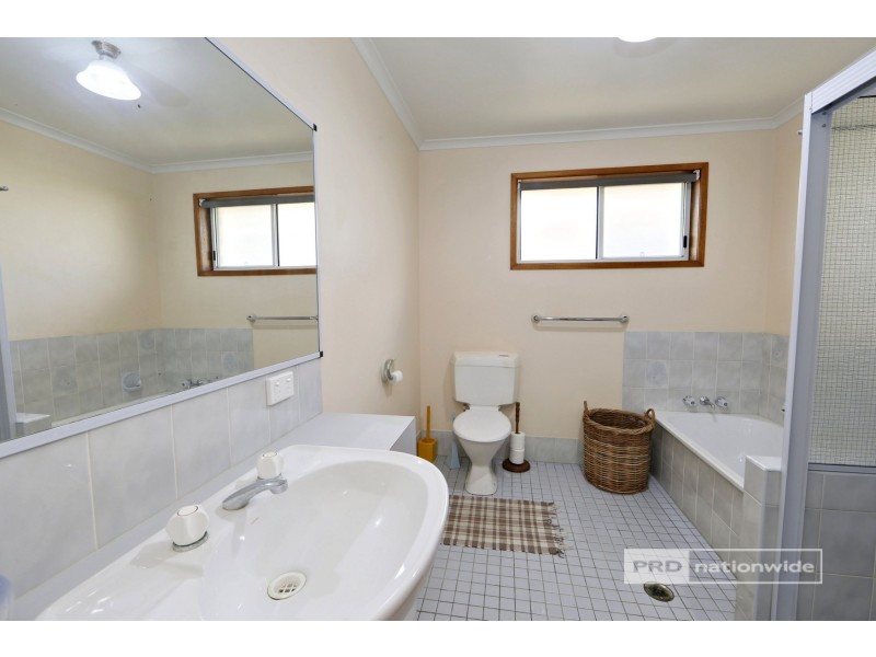 7 Piggford Lane, Nikenbah QLD 4655