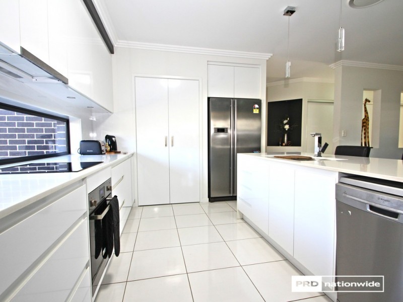 60 Gilston Road, Wondunna QLD 4655