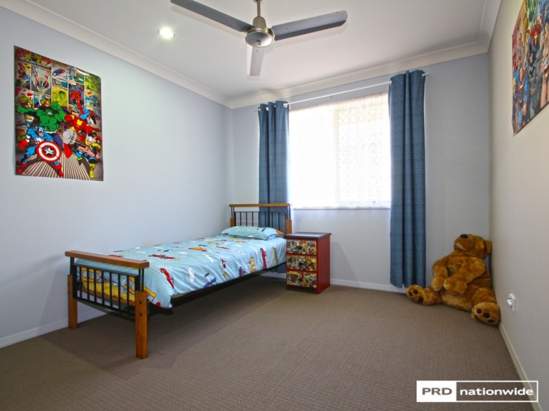 15 John Street, Scarness QLD 4655