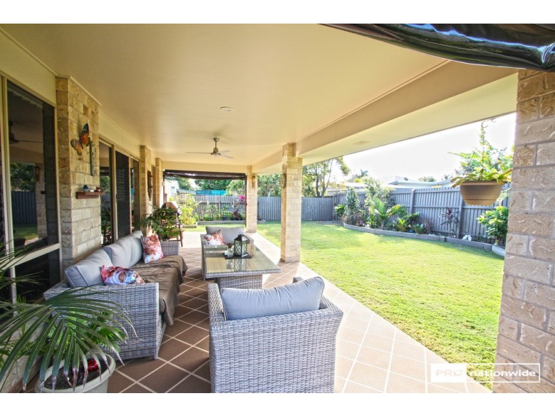 15 John Street, Scarness QLD 4655