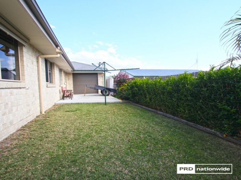 15 John Street, Scarness QLD 4655