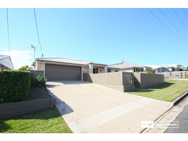 15 John Street, Scarness QLD 4655