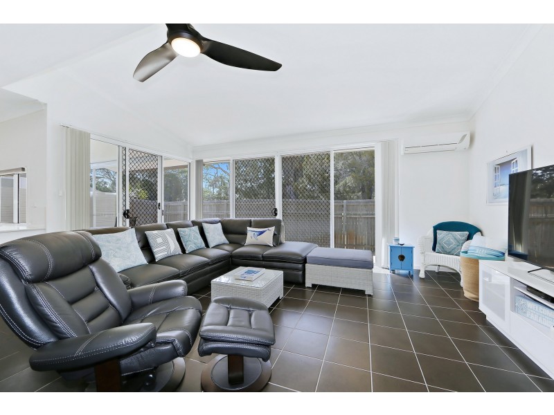 14/71 Elizabeth Street, Urangan QLD 4655