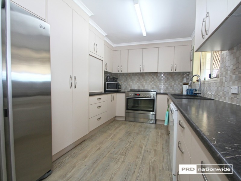 18 Joselyn Drive, Point Vernon QLD 4655