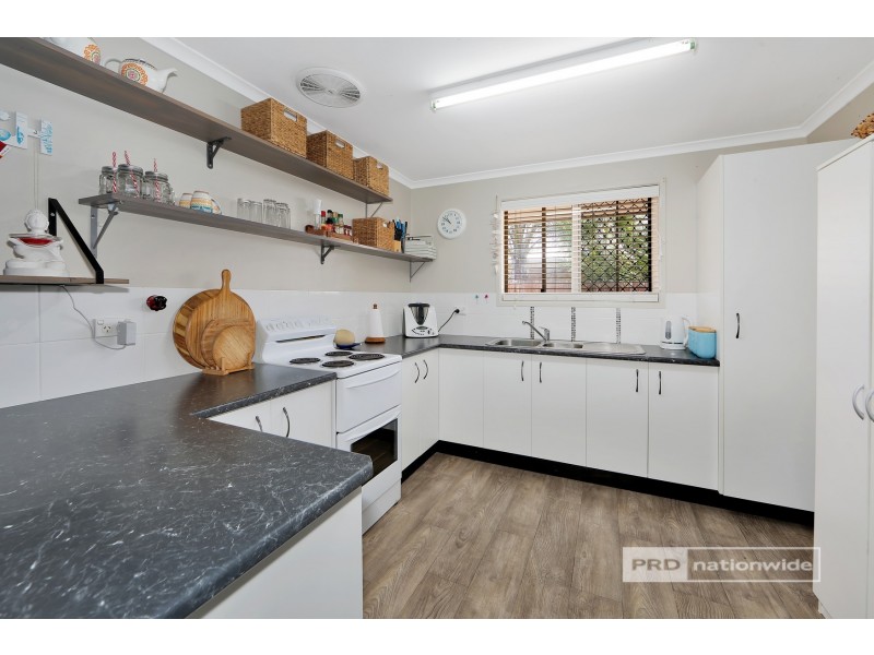 76 Tooth Street, Pialba QLD 4655