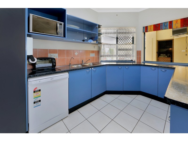 63/34-56 Elizabeth Street, Urangan QLD 4655